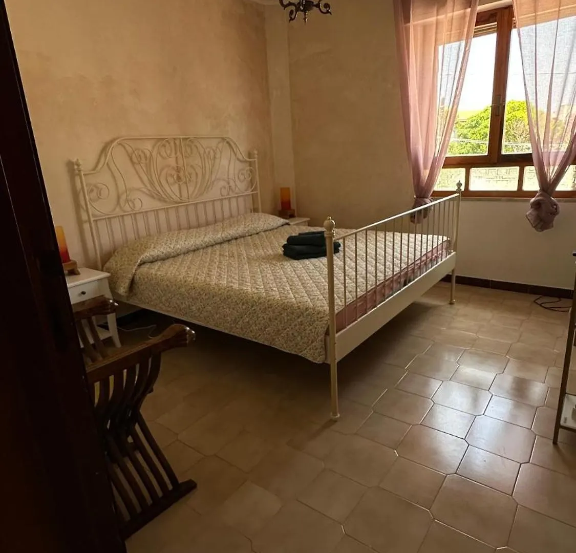 Πανσιόν Villa Topaz Iun T4815 La Maddalena